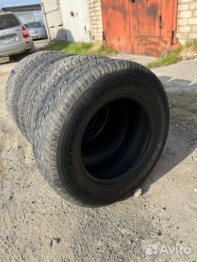 Toyo Open Country A/T 275/65 R17 115T