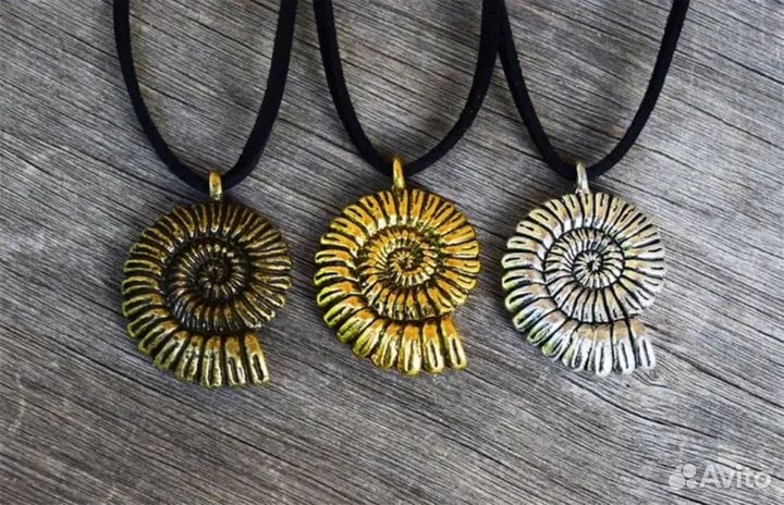 Ожерелье кулон ракушки