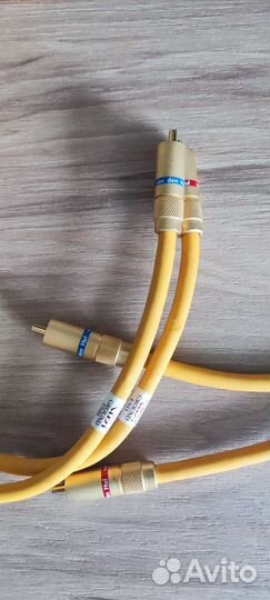 Van den Hul The D-102 III 3T Hybrid