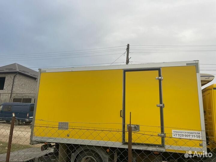 Будка с рефрижератором с гидробортом