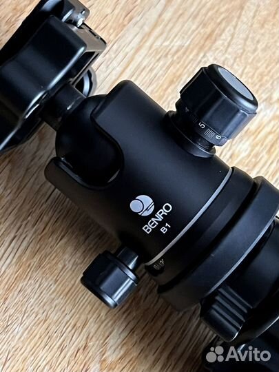 Карбоновый штатив benro и шаровые головы