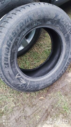 Bridgestone Ice Cruiser 7000 255/65 R17