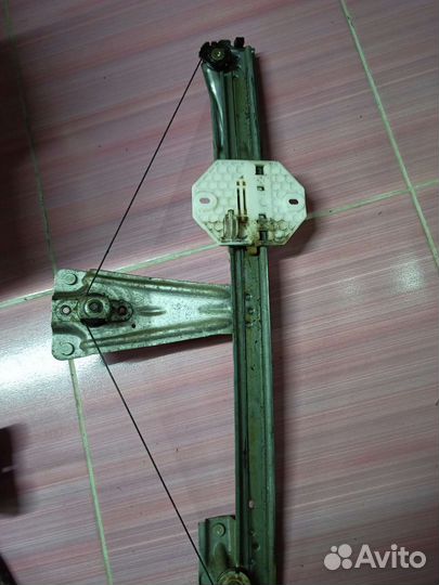 Стеклоподъемник renault logan 2