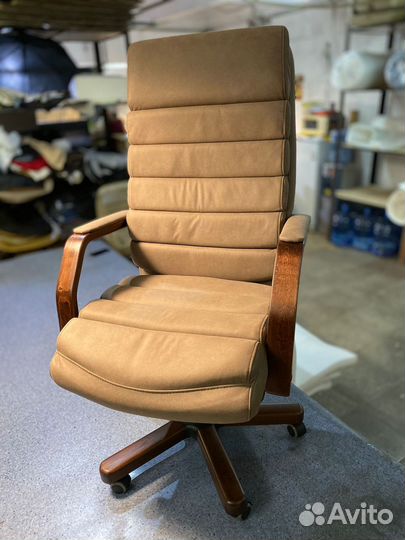 Компьютерное кресло