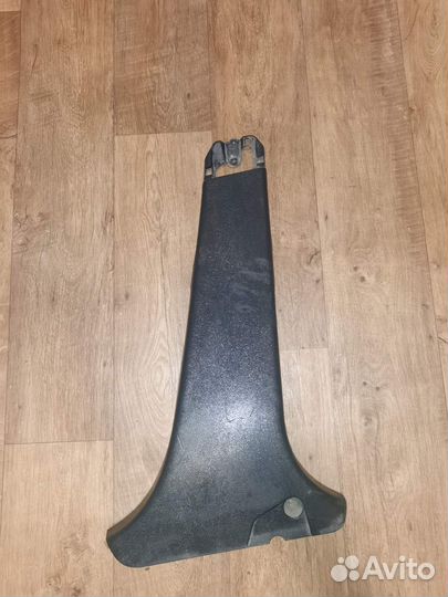 Обшивка стойки Renault Logan II 2014 Логан 2