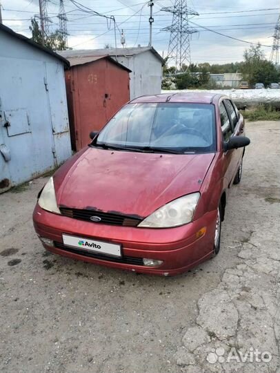 Ford Focus 2.0 AT, 2000, битый, 250 000 км