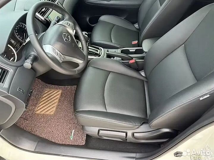 Nissan Tiida (China) 1.6 CVT, 2021, 10 000 км