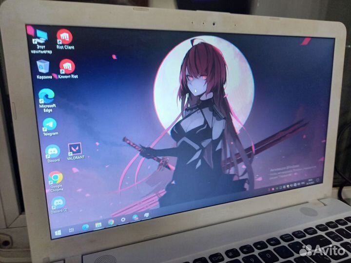 Ноутбук asus