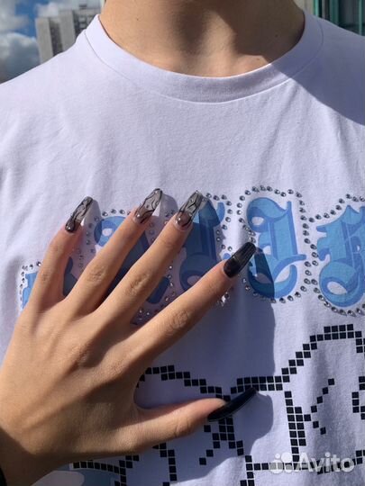 Маникюр, наращивание ногтей