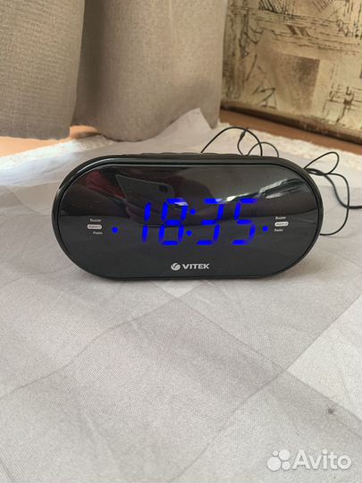 Радиочасы vitek VT-6602 черный