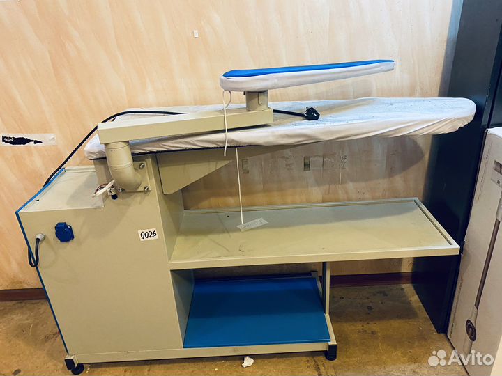 Гладильный стол с вытяжкой HSL-DP-03MI