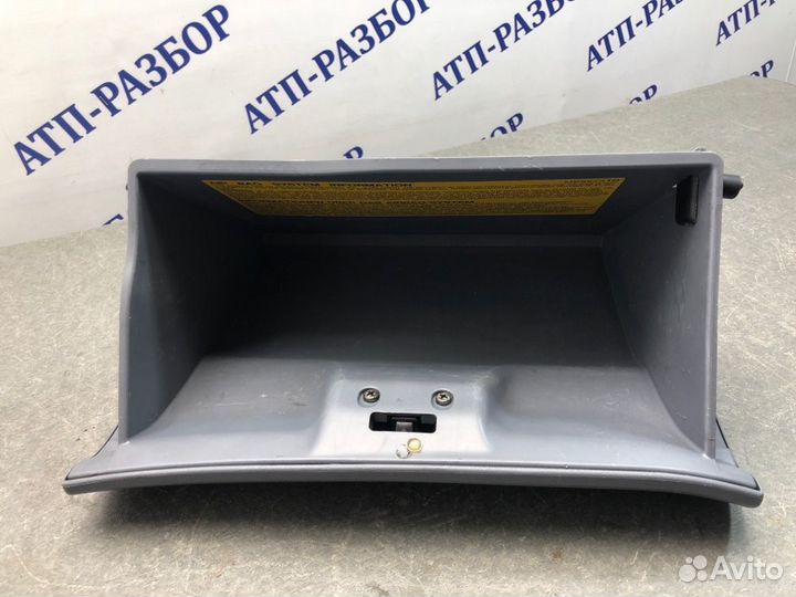 Бардачок Mitsubishi Lancer Cedia CS2 4G15 2001