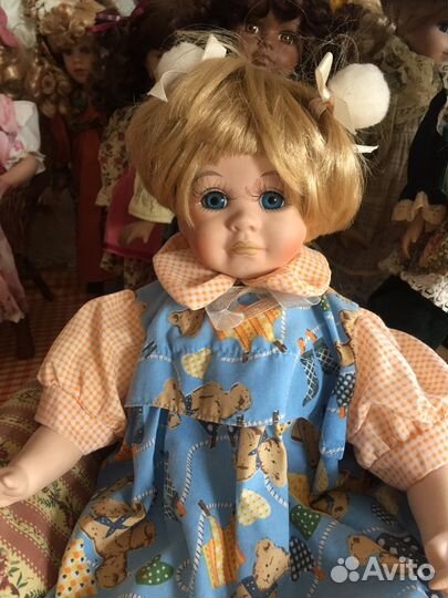 Фарфоровая кукла винтажная