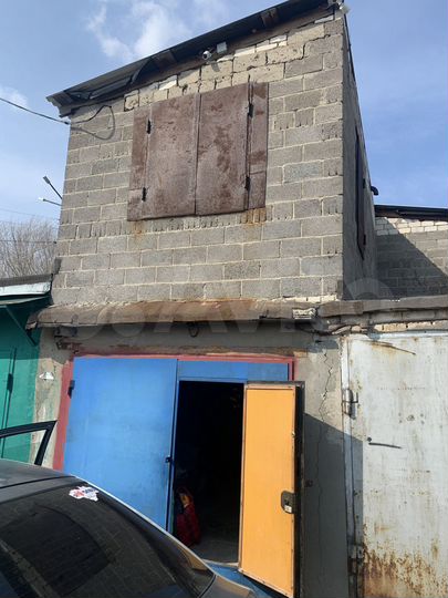 Гараж, > 30 м²