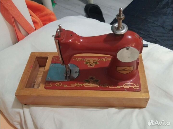 Швейная машинка+электробритвы