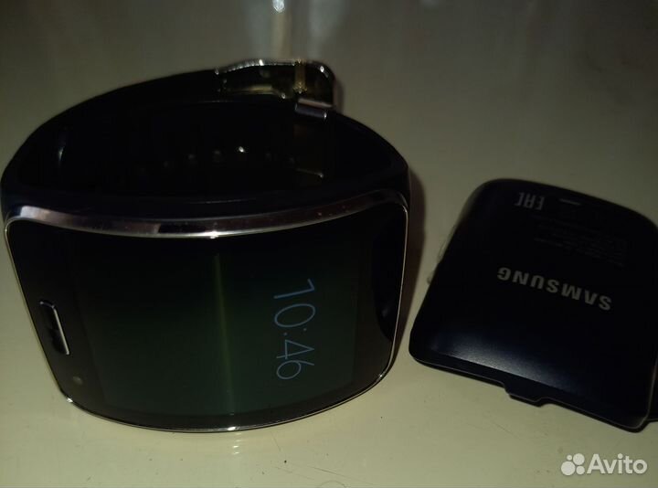 Смарт часы Samsung Gear SM-R750