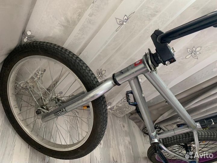Трюковой велосипед бмх