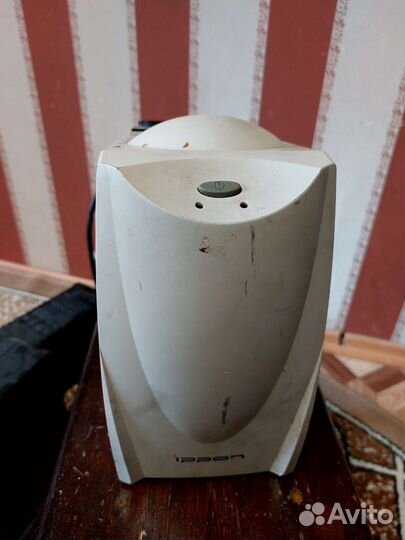 Источник бесперебойного питания ippon