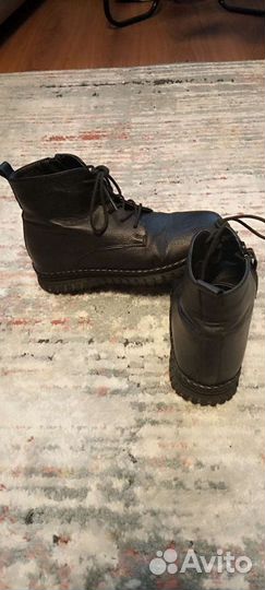 Женская обувь