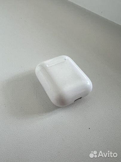 Airpods 1-го поколения