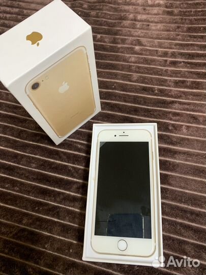 iPhone 7, 32 ГБ