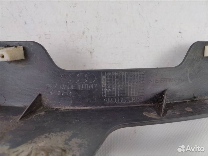 Брызговик передний правый ауди Q5