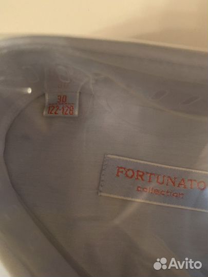 Рубашка на мальчика новая голубая