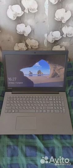 Ноутбук lenovo