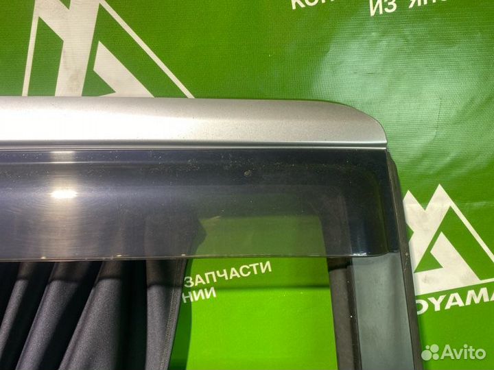 Дверь задняя правая Toyota Voxy ZRR70 3zrfe