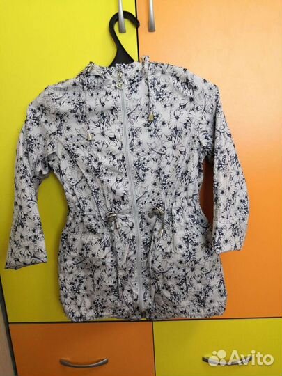 Ветровка для девочки