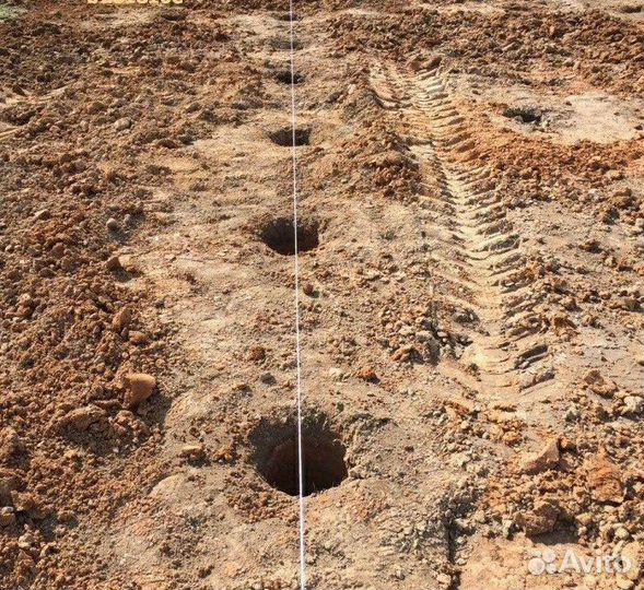 Бурение лунок, копка траншей, землекопы, вспашка