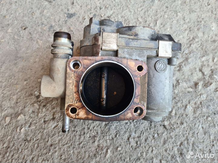 Дроссельная заслонка Opel Astra H 1.6 z16xep