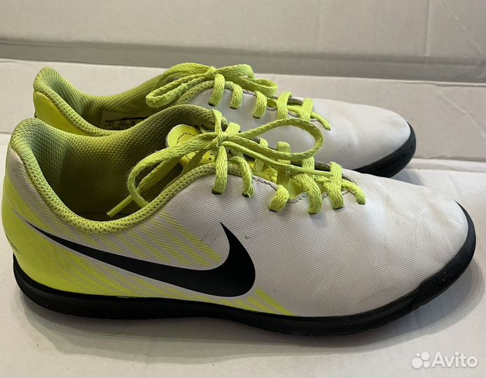 Футзалки nike