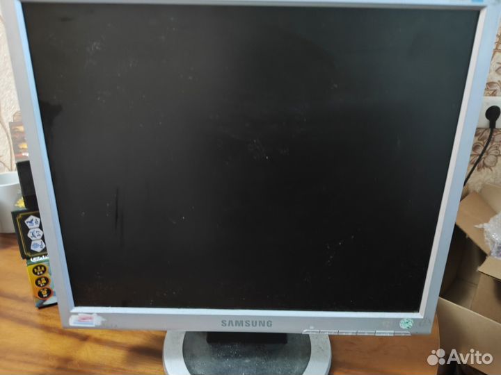 Монитор samsung syncmaster 921N