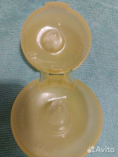 Накладки на грудь для кормления Medela размер М