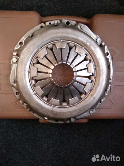 Корзина сцепления веста 1.8