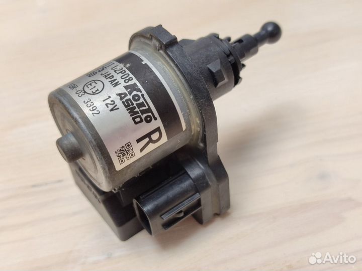 Корректор фар правый Lexus/Toyota