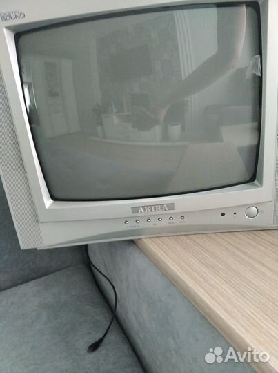 Продам телевизор бу