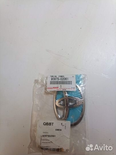 Эмблема значек Toyota Mark X Corolla Axio