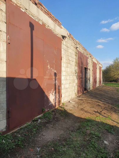 Гараж, > 30 м²