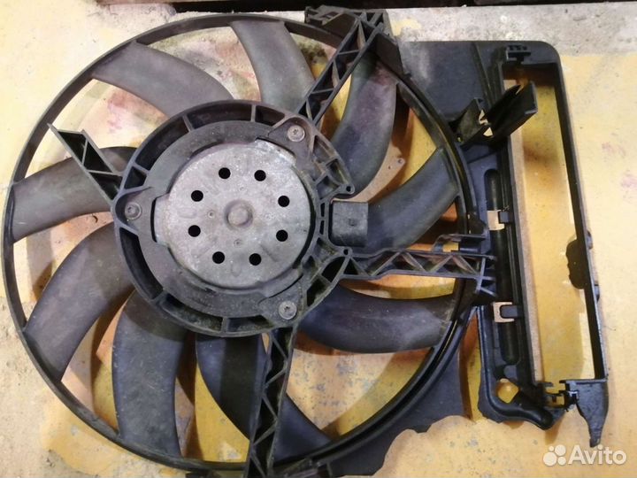 Вентилятор охлаждения ауди q5 8r 8K0 959 455 G
