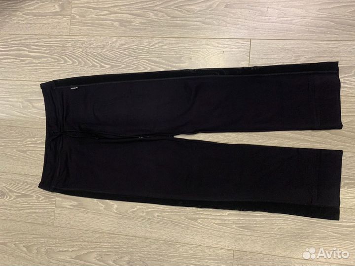 Спортивный костюм женский