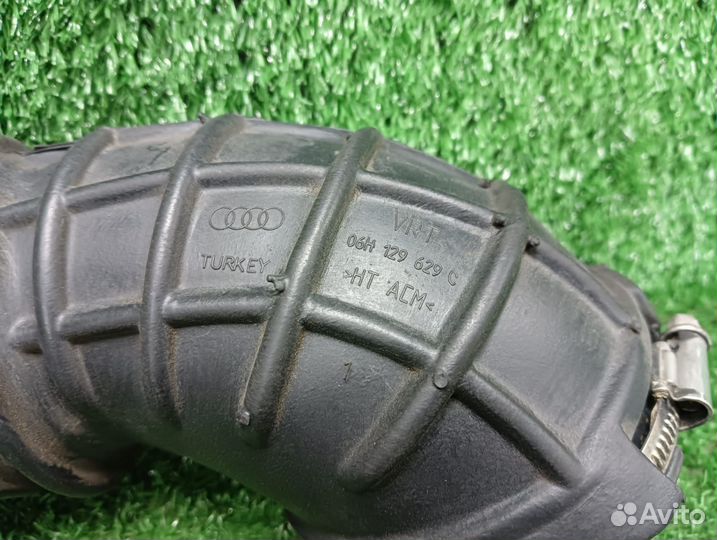 Патрубок воздушного фильтра Audi Q5 8R