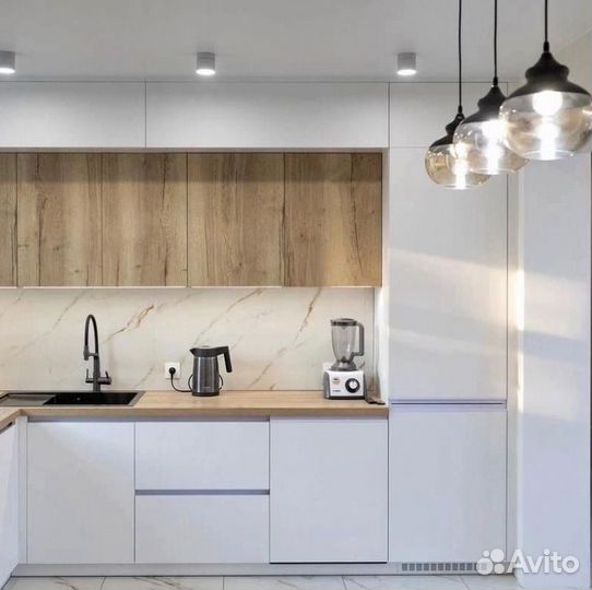 Кухонный гарнитур в современном стиле на заказ