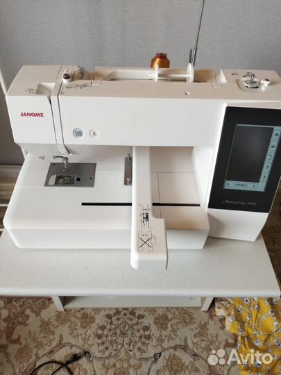 Вышивальная машинка janome