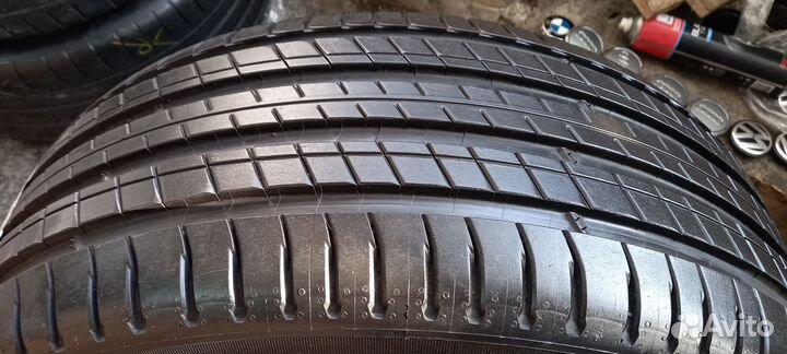Michelin Latitude Sport 3 235/50 R19 99W