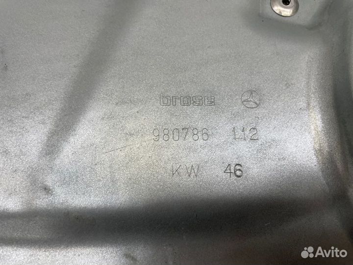 Стеклоподъемник передний правый Mercedes Ml W164