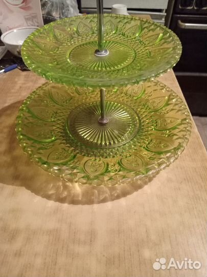 Ваза этажерка 2х ярусная зеленое цветное стекло 25