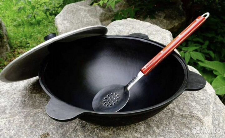 Кaзан чугунный 12 л с пeчкой и спeциями