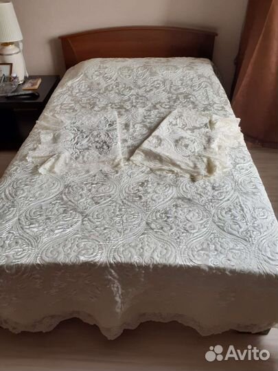 Покрывало на кровать